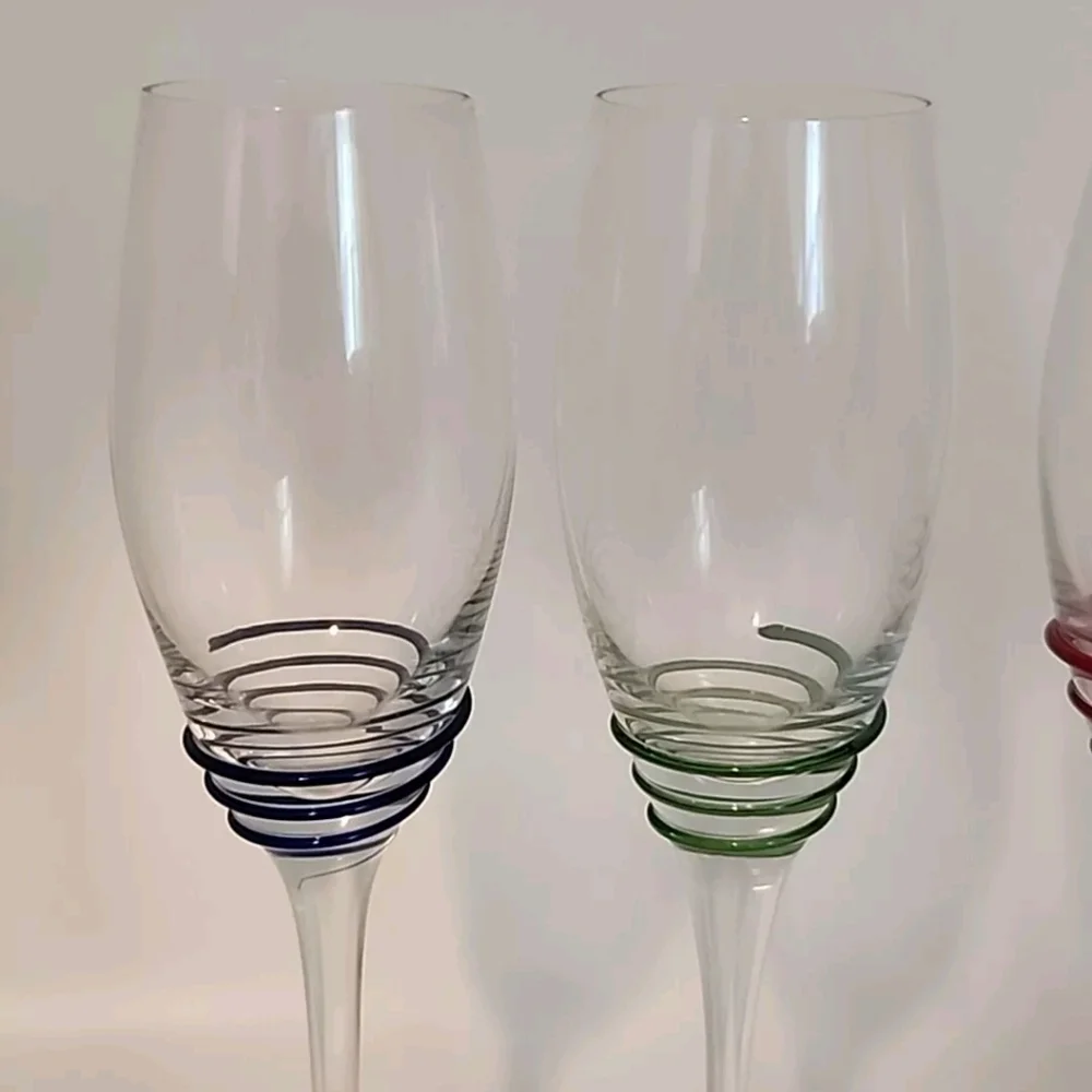 SET OF 4 PIER 1 WINE GLASSES WITH SWIRL OVERLAY MULTI COLORED MOUTH BLOWN